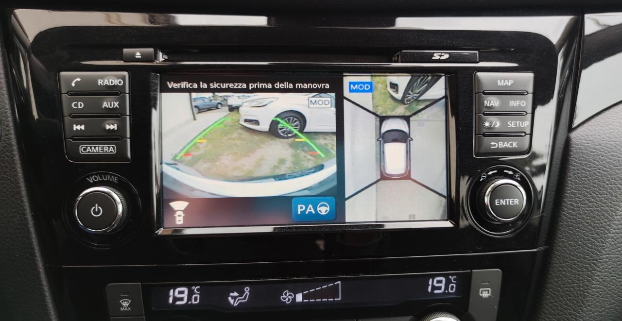 Nissan Qashqai 1.6 dCi 2WD Tekna 360°