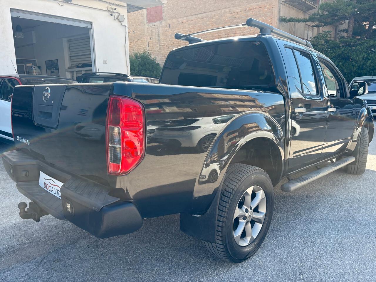 Nissan Navara 2.5 dCi 4 porte Double Cab LE