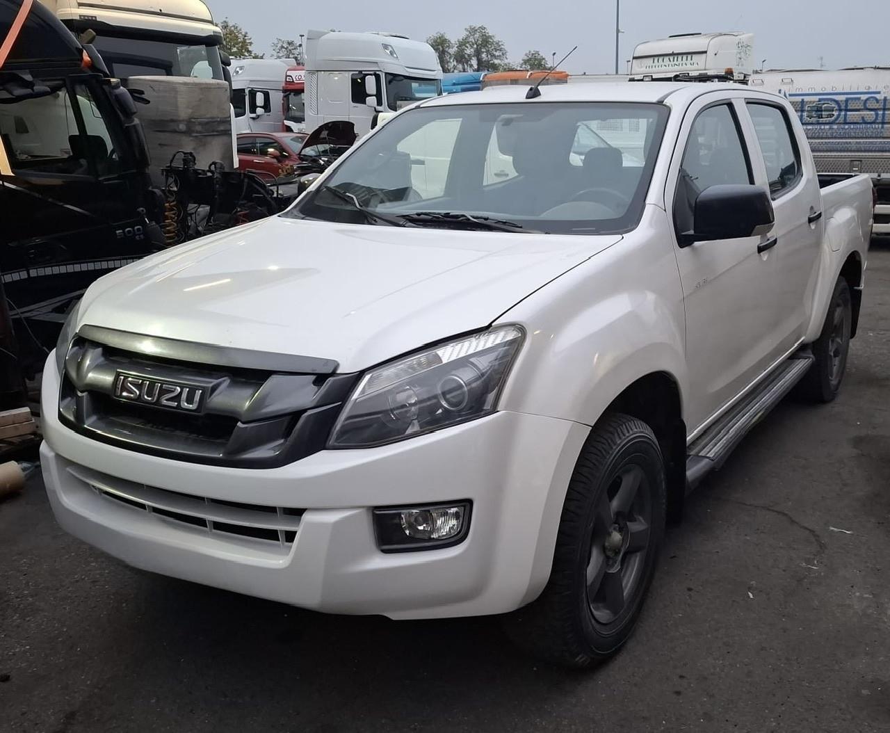 Isuzu D-Max 2.5 Crew Cab Quasar A/T 4WD