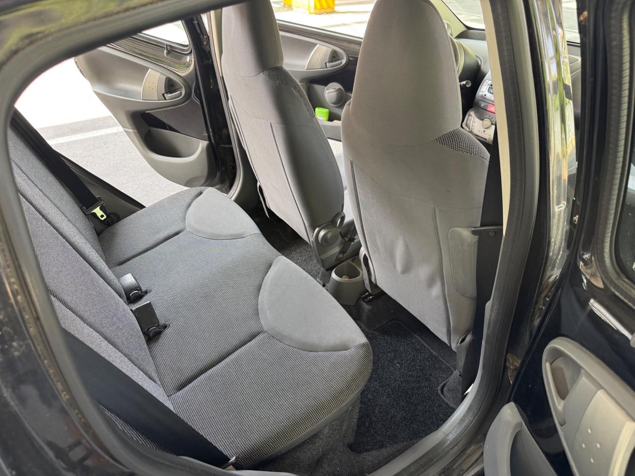 Peugeot 107 1.0 68CV 5p. Perfetta 2007