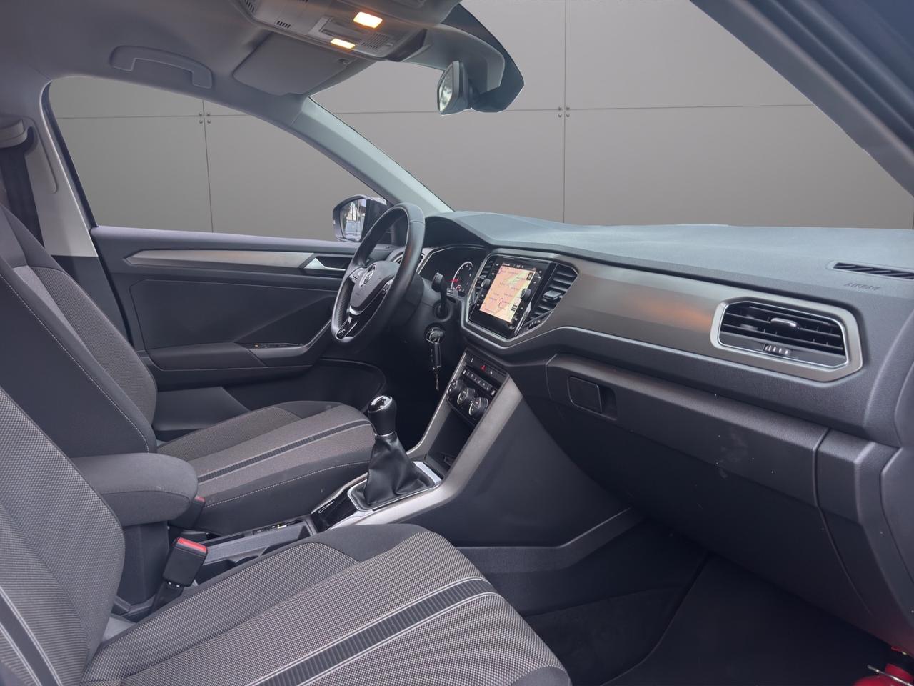 Volkswagen - T-Roc 1.0 tsi Style 110cv