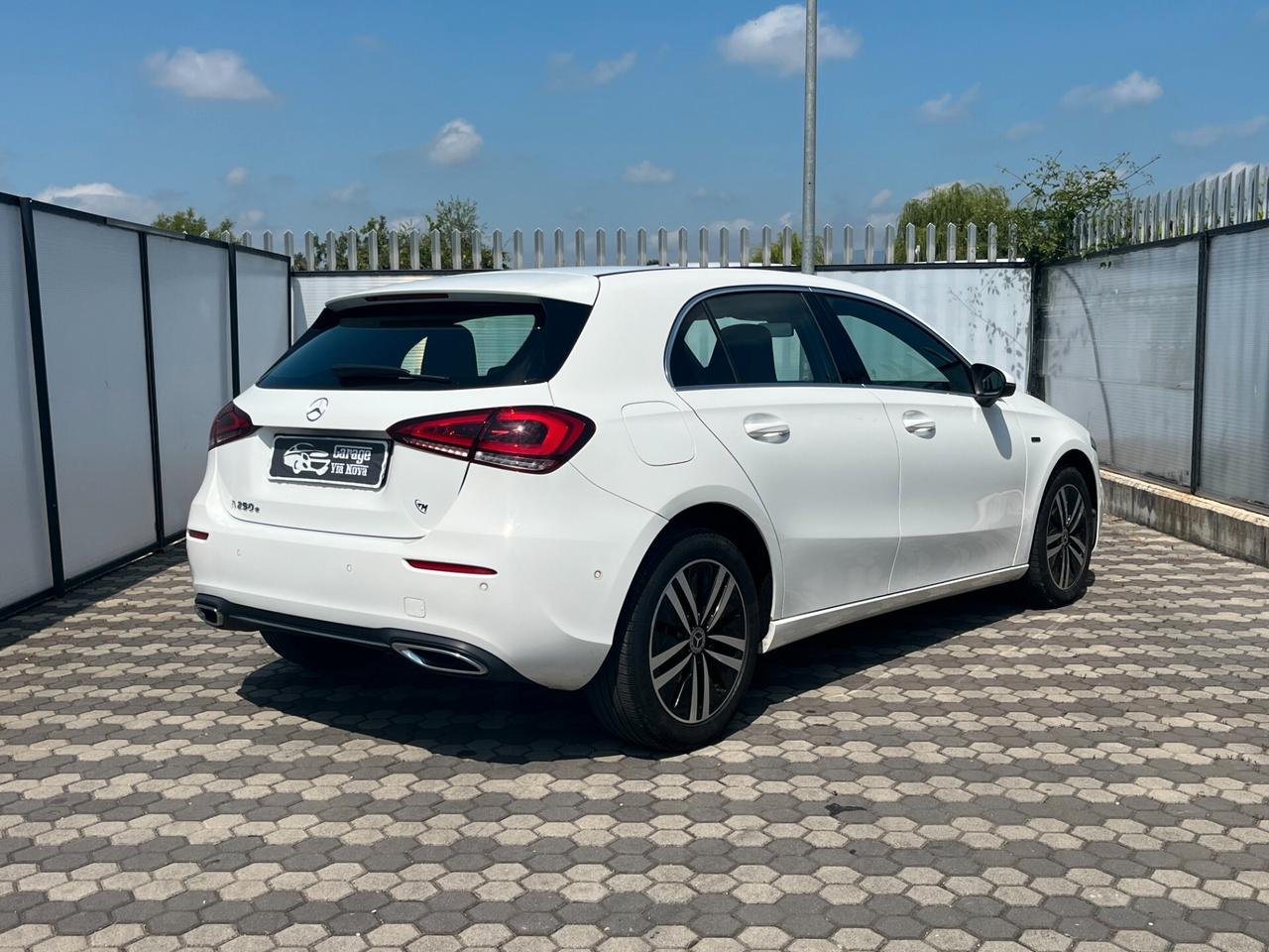 Mercedes-benz A 250 A 250 e Automatic EQ-Power Sport