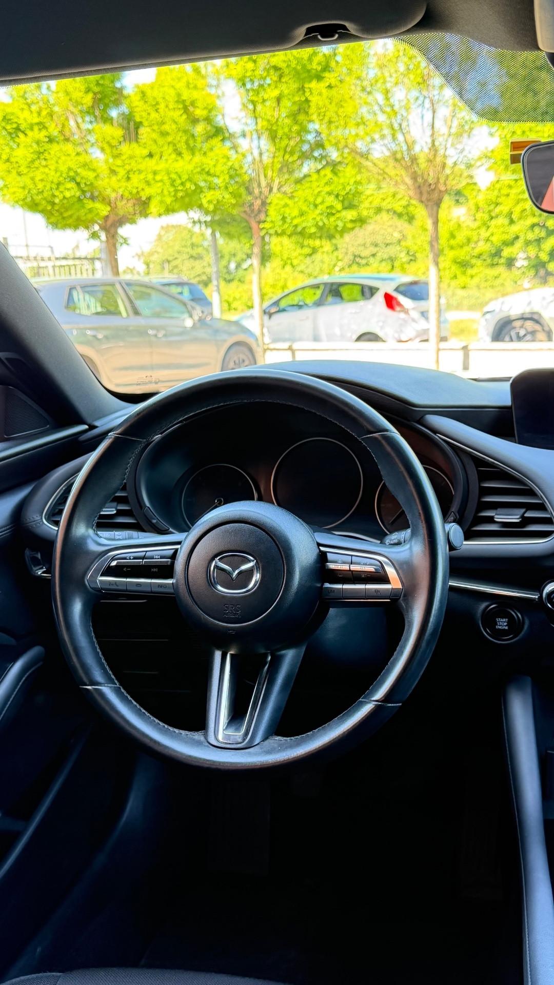 Mazda 3 1.8L Skyactiv-D Exclusive