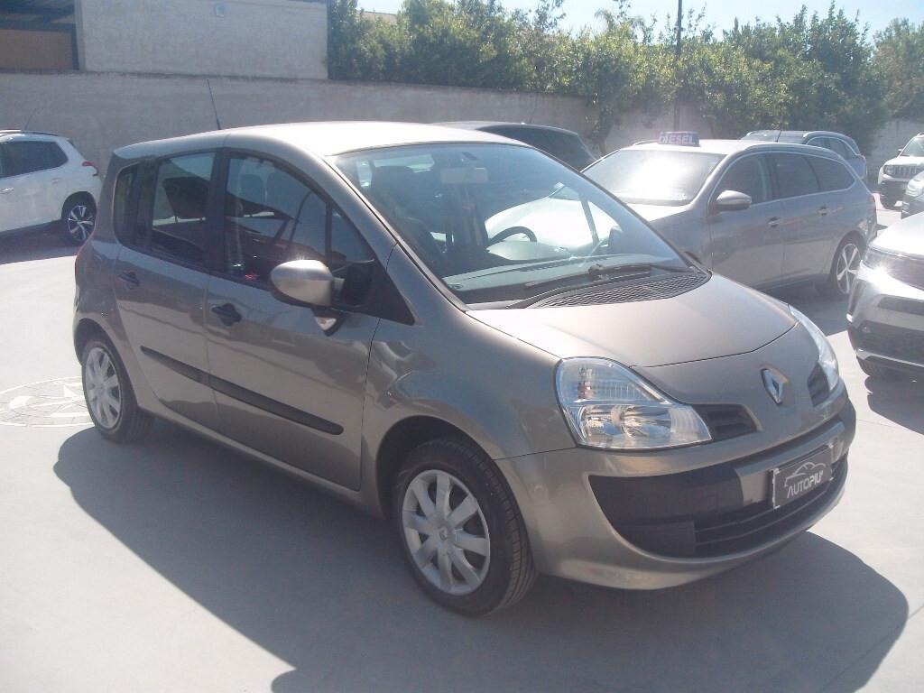 Renault Modus Grand 1.2 16V GPL Dynamique