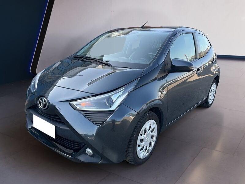 Toyota Aygo II 2018 5p 5p 1.0 x-business fun 72cv