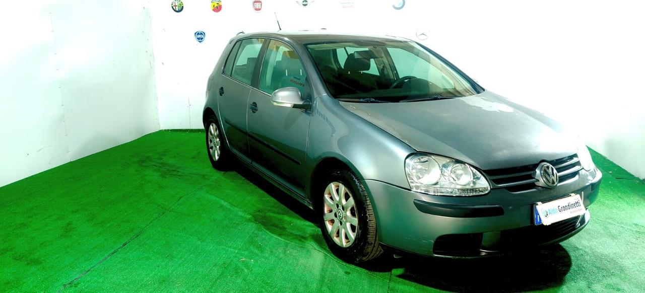 Volkswagen golf 5 1.9 TDI 105cv Novembre 2005