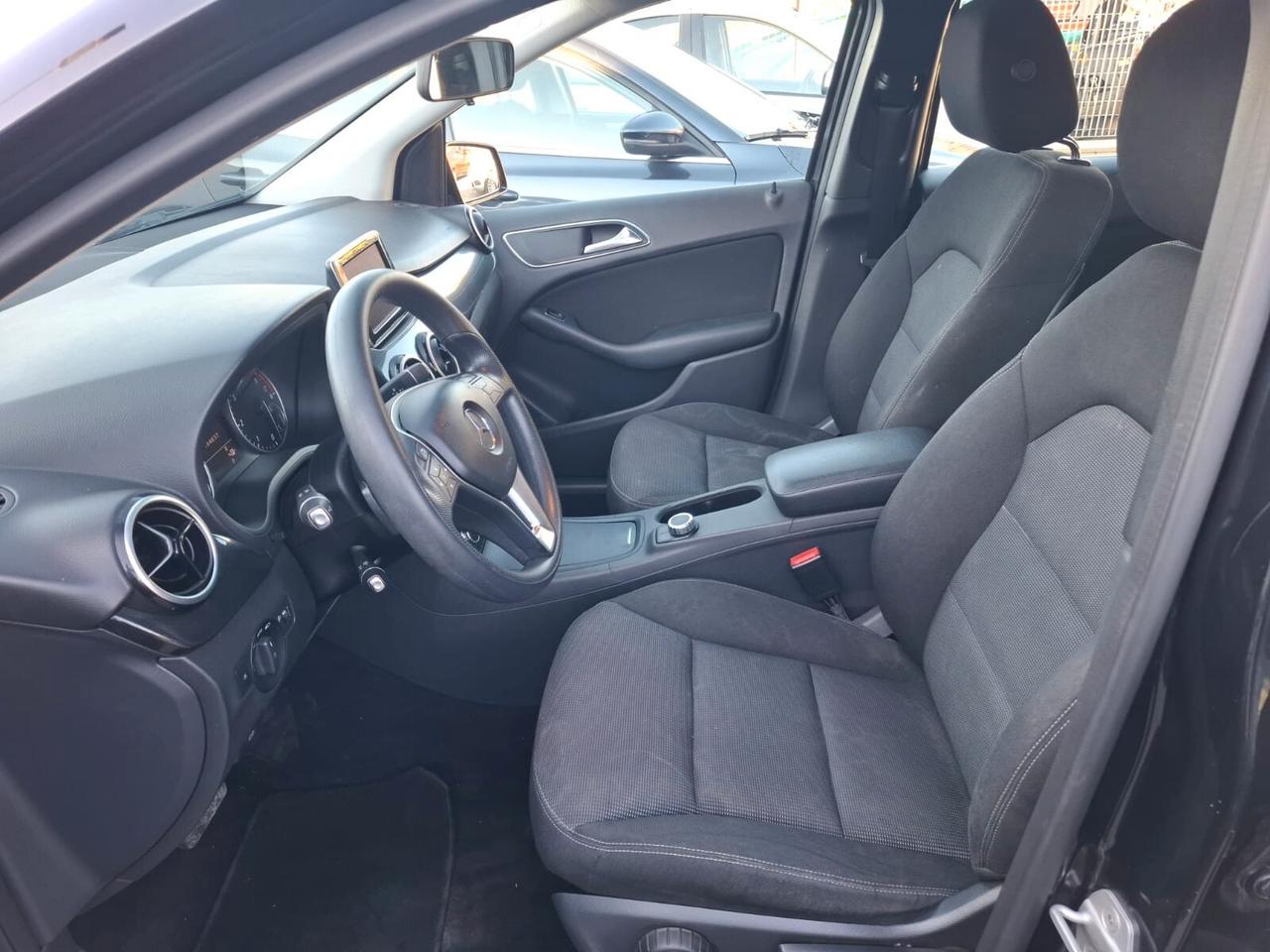 Mercedes-benz B 180 CDI Premium automatica