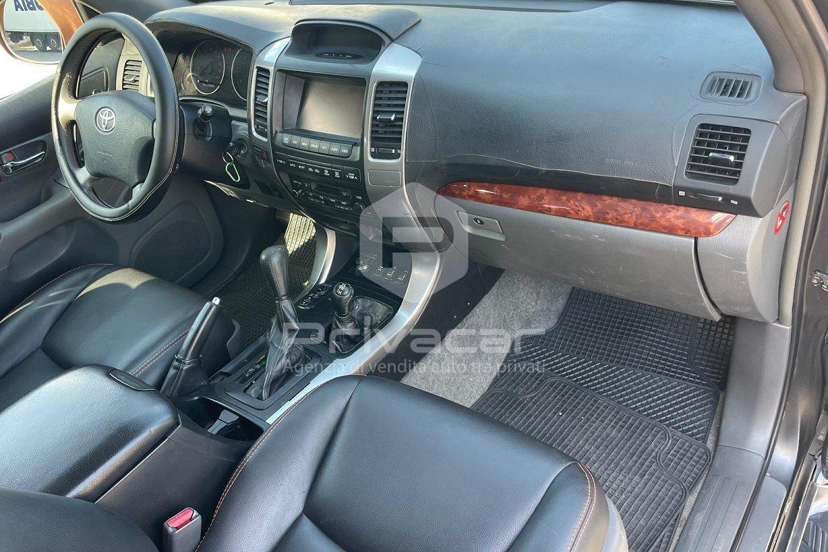 TOYOTA Land Cruiser 3.0 D-4D 16V cat 5 porte aut. Wagon