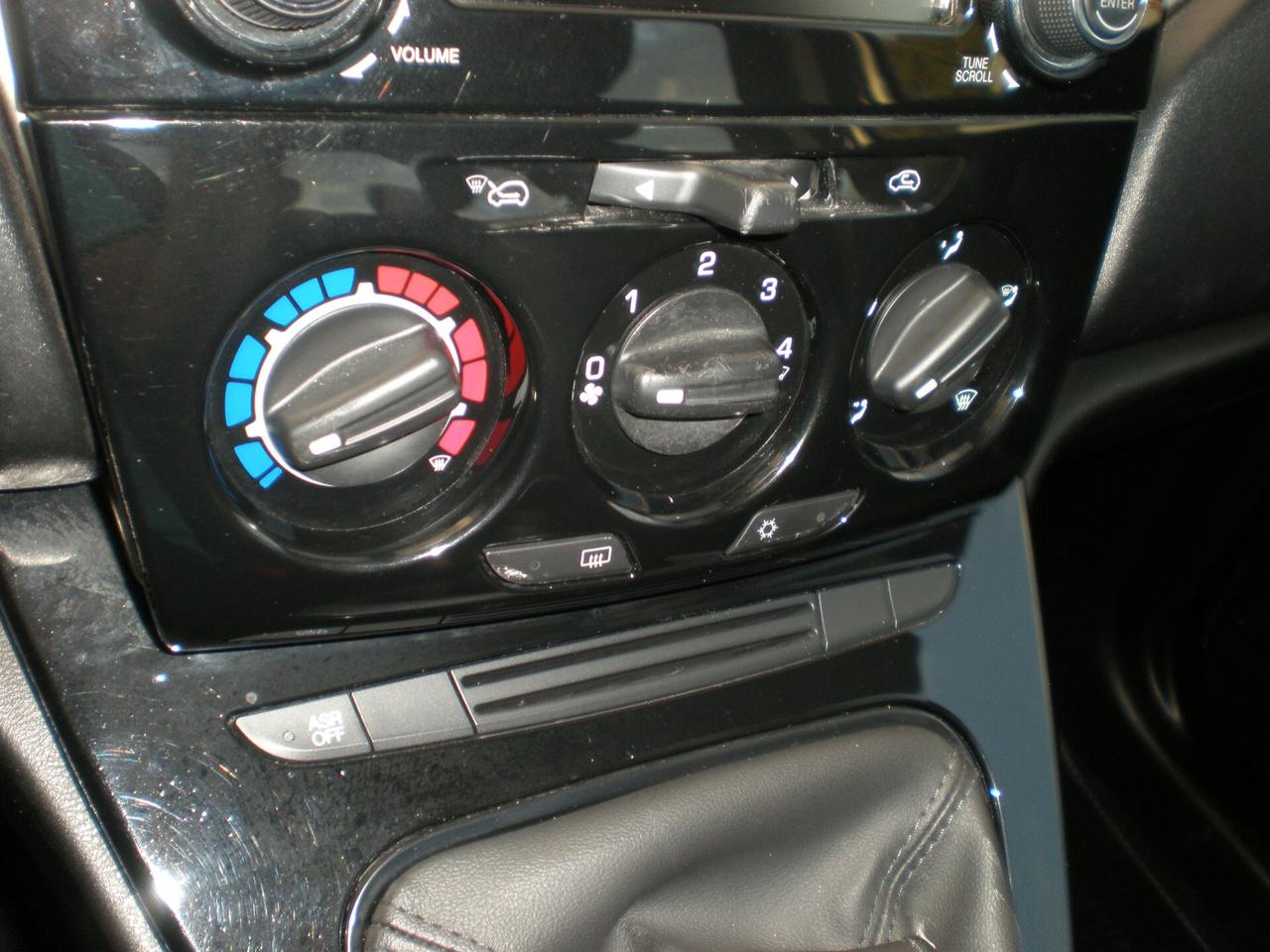 Lancia Y 1.2, pochi km, “LEGGERE BENE ANNUNCIO”