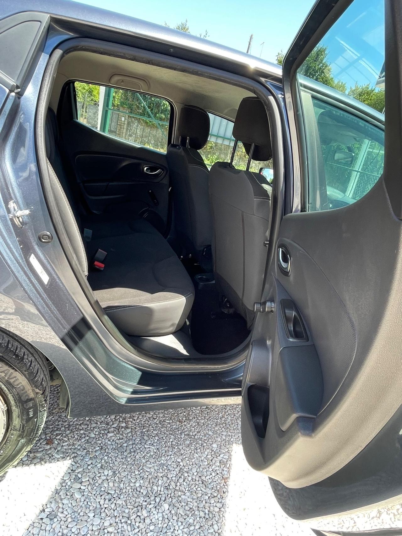 Renault Clio 1.2 75CV 5 porte Life
