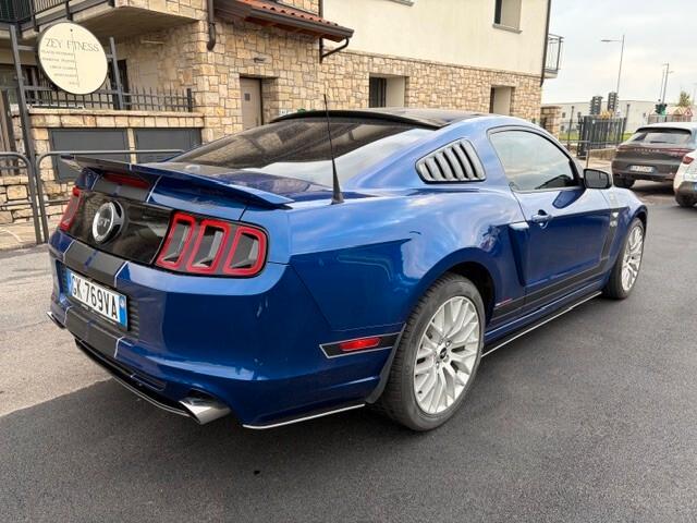 Ford Mustang 5.0 GT Manuale