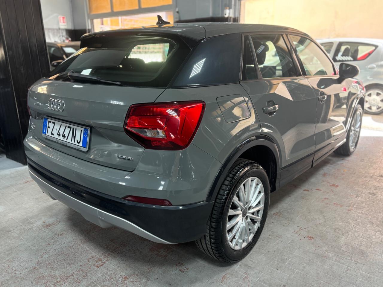 Audi Q2 35 TDI quattro S tronic Business Design