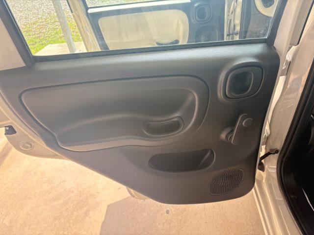 FIAT Panda 1.2 Lounge 5 POSTI EURO 6 OK NEOPATENTATI