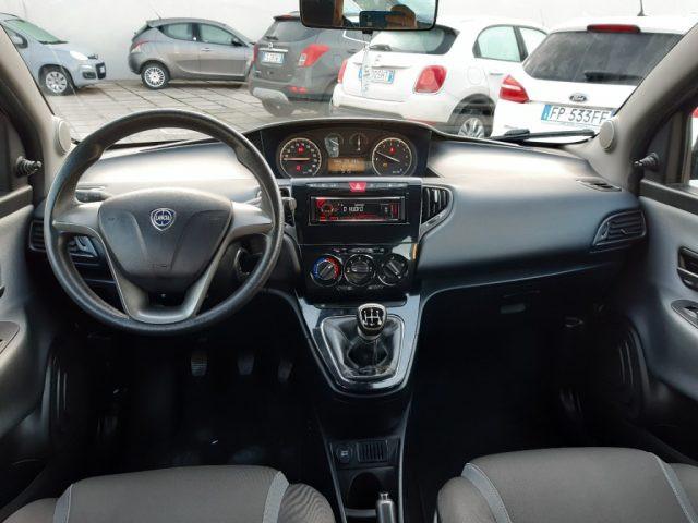 LANCIA Ypsilon 1.2 69 CV 5 porte Silver