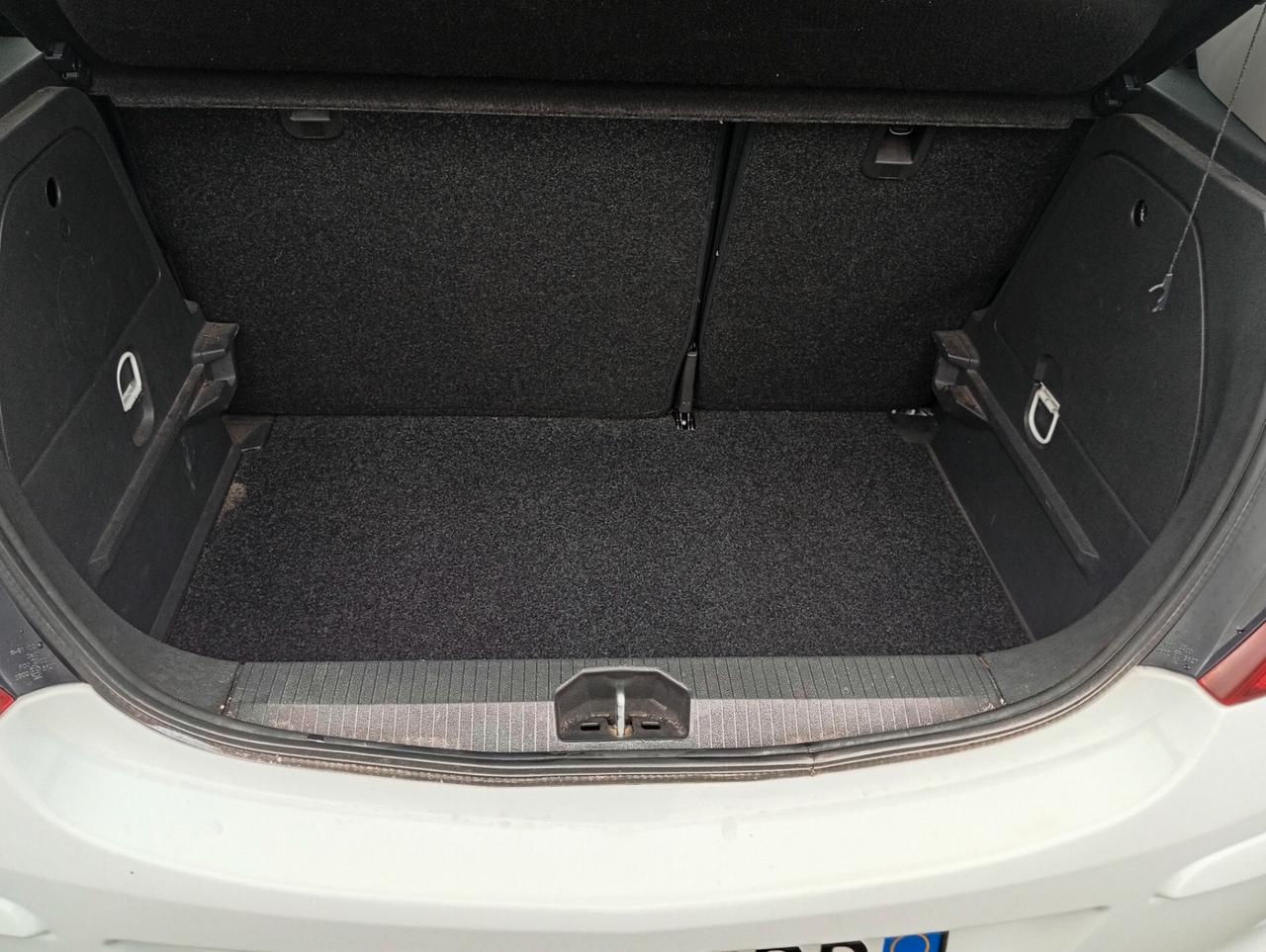 Opel Corsa 1.2 80CV 5 porte GPL-TECH Club