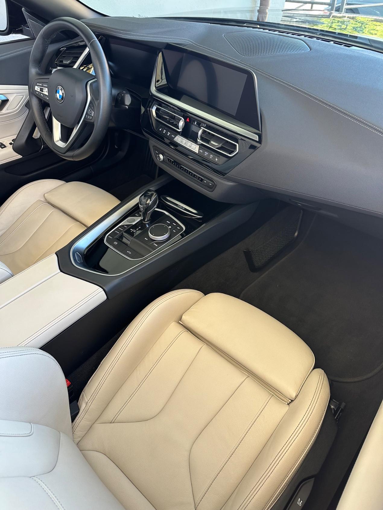 BMW Z4 sdrive 20i auto