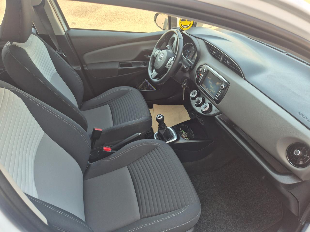 Toyota Yaris 1.0 Benzina Euro 6 NEOPATENTATO