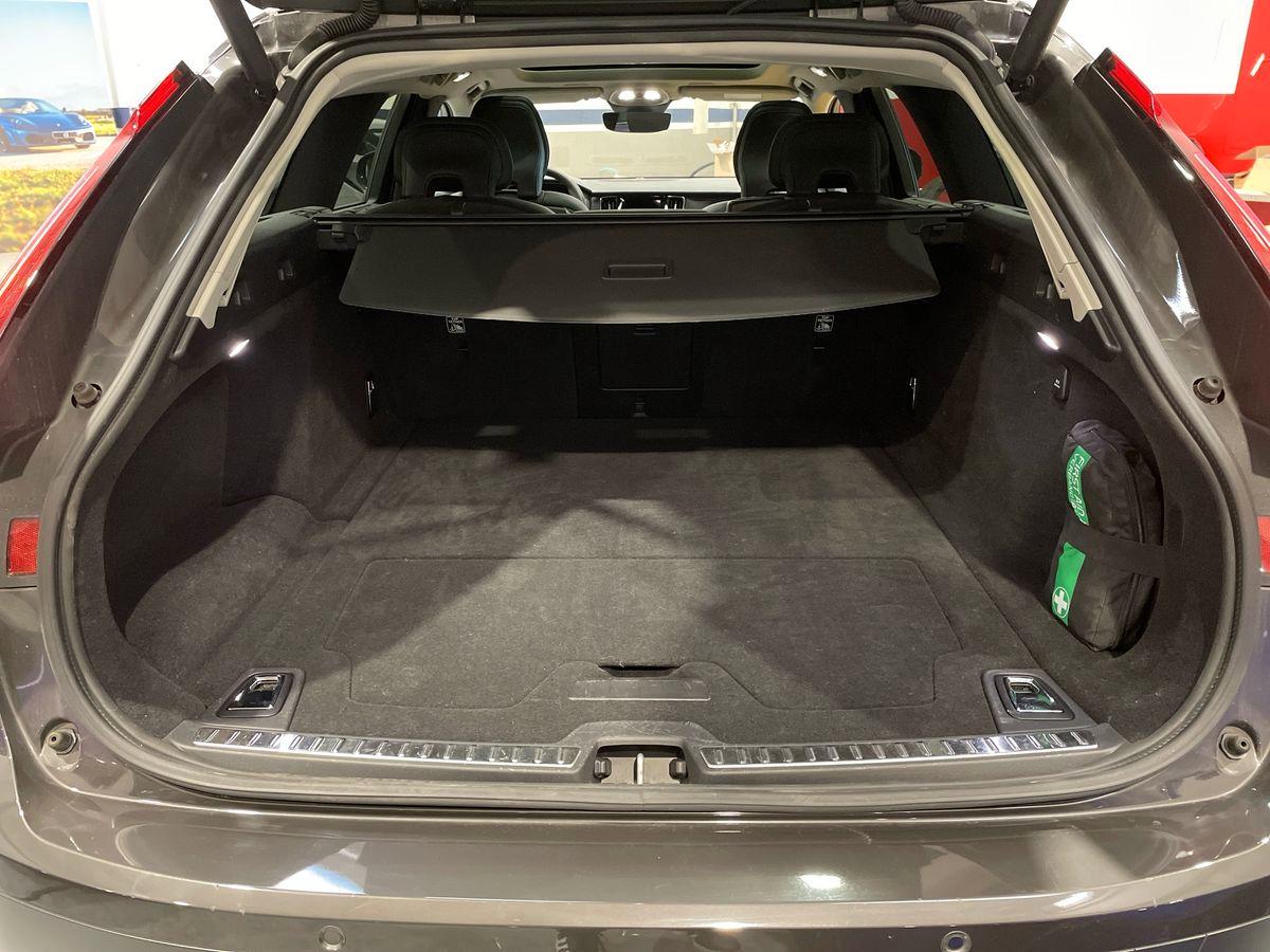 VOLVO V90 Cross Country 2.0 b4 Plus AWD Auto