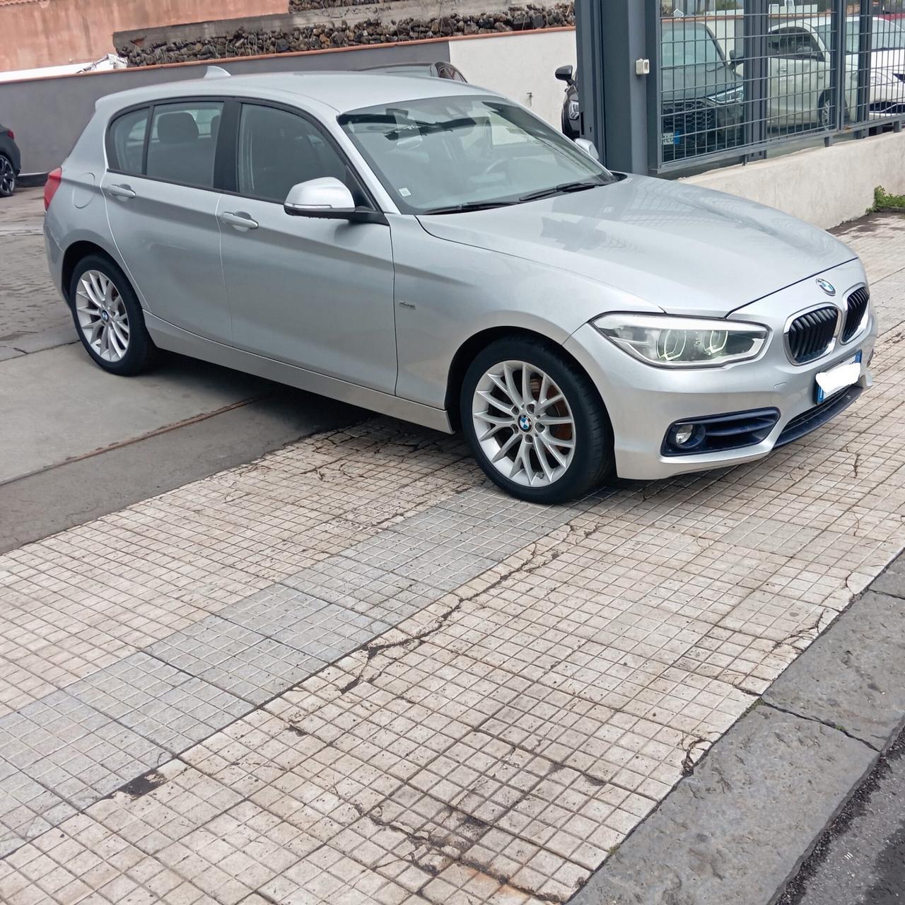 Bmw 118 118d 5p. Business Advantage