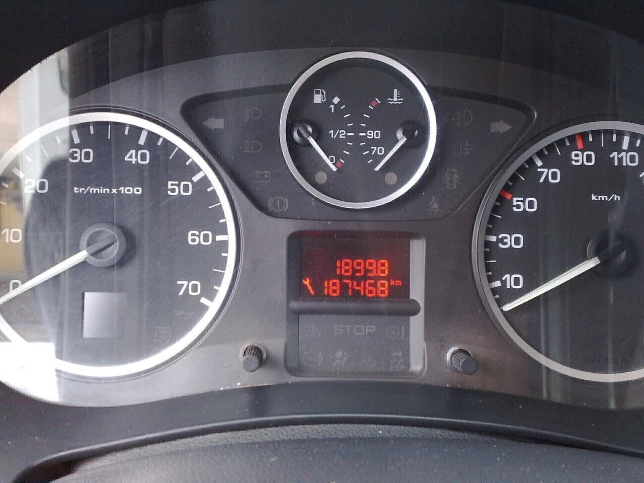 Peugeot partner 1.6hdi 90cv AUTOMATICO - 2012