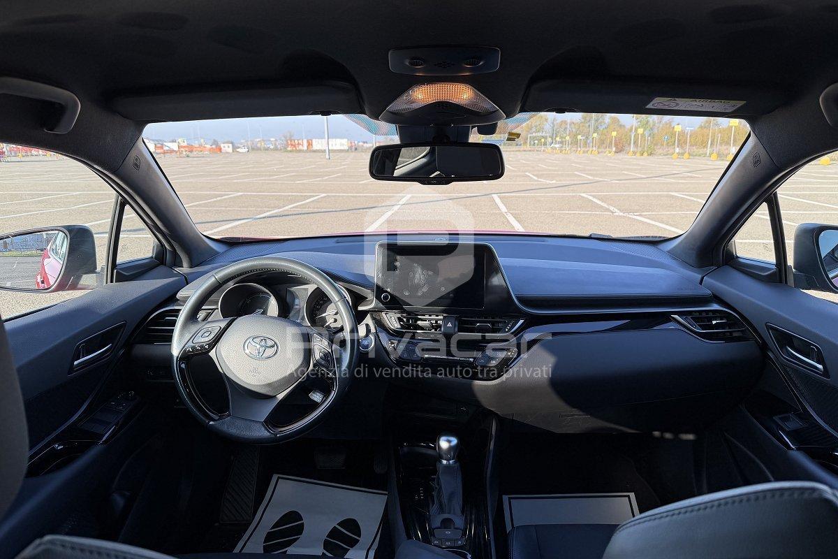 TOYOTA C-HR 2.0 Hybrid E-CVT Trend