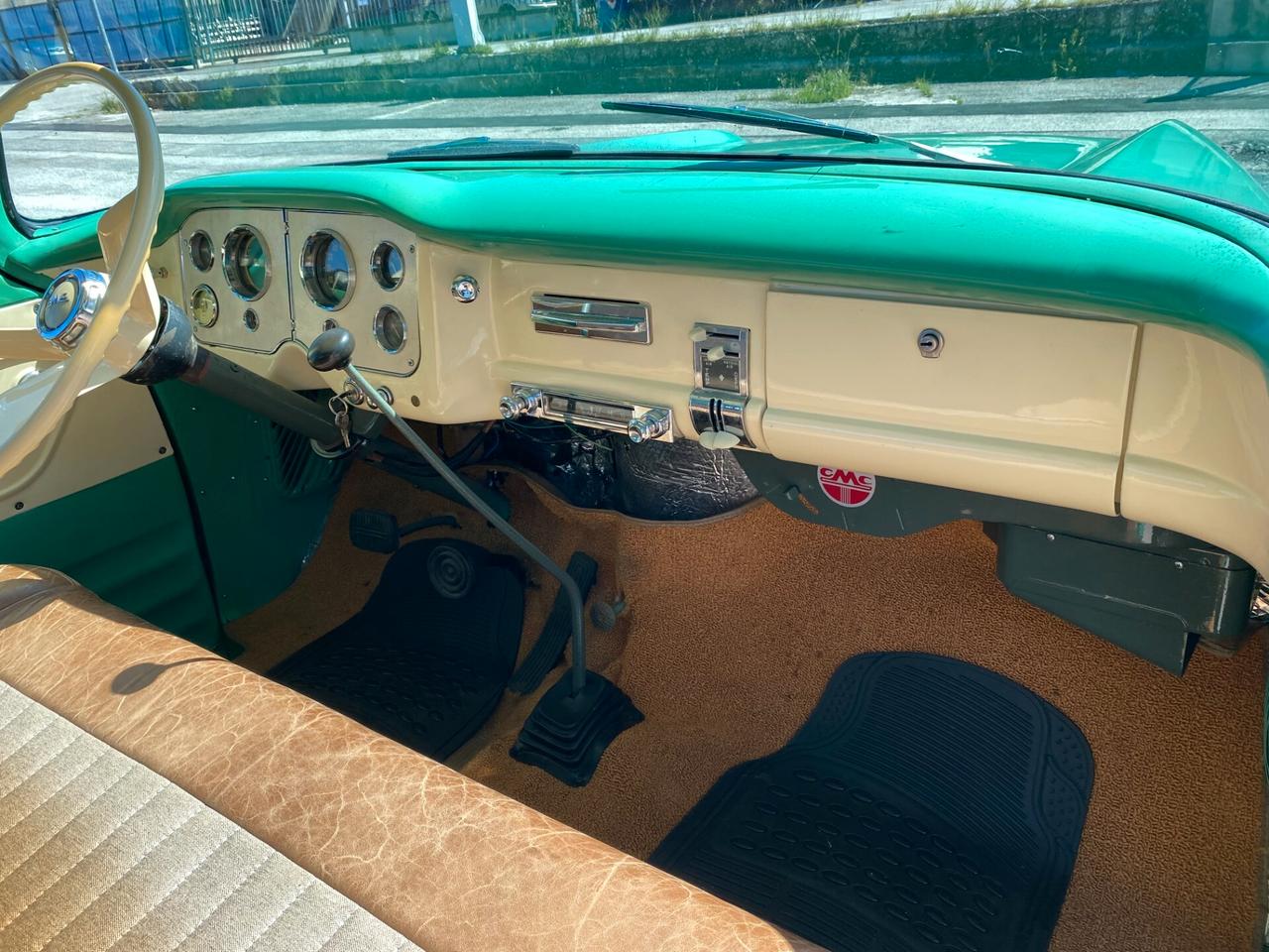 GMC 100 PICK UP