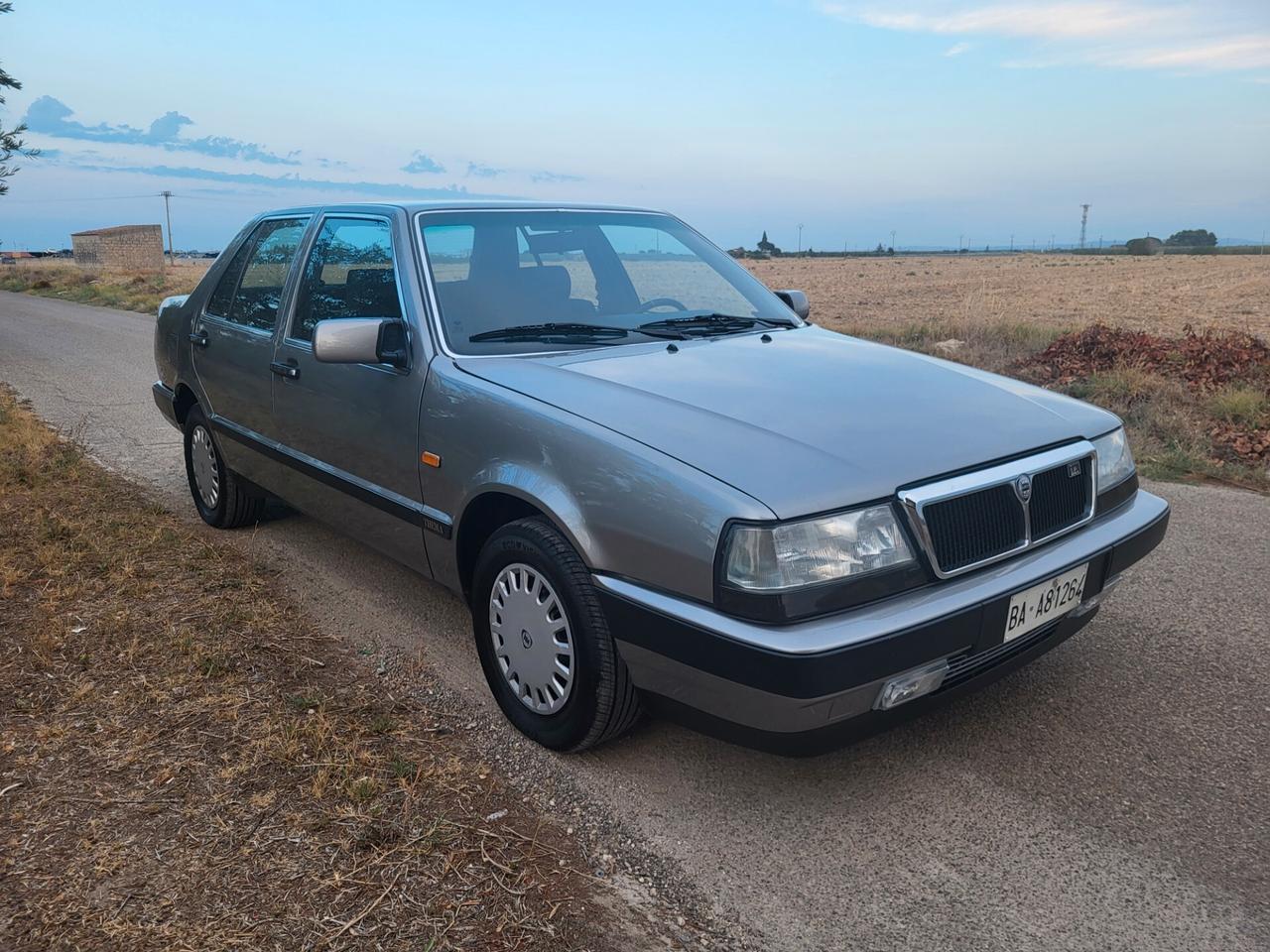 Lancia Thema 2.0 i.e.