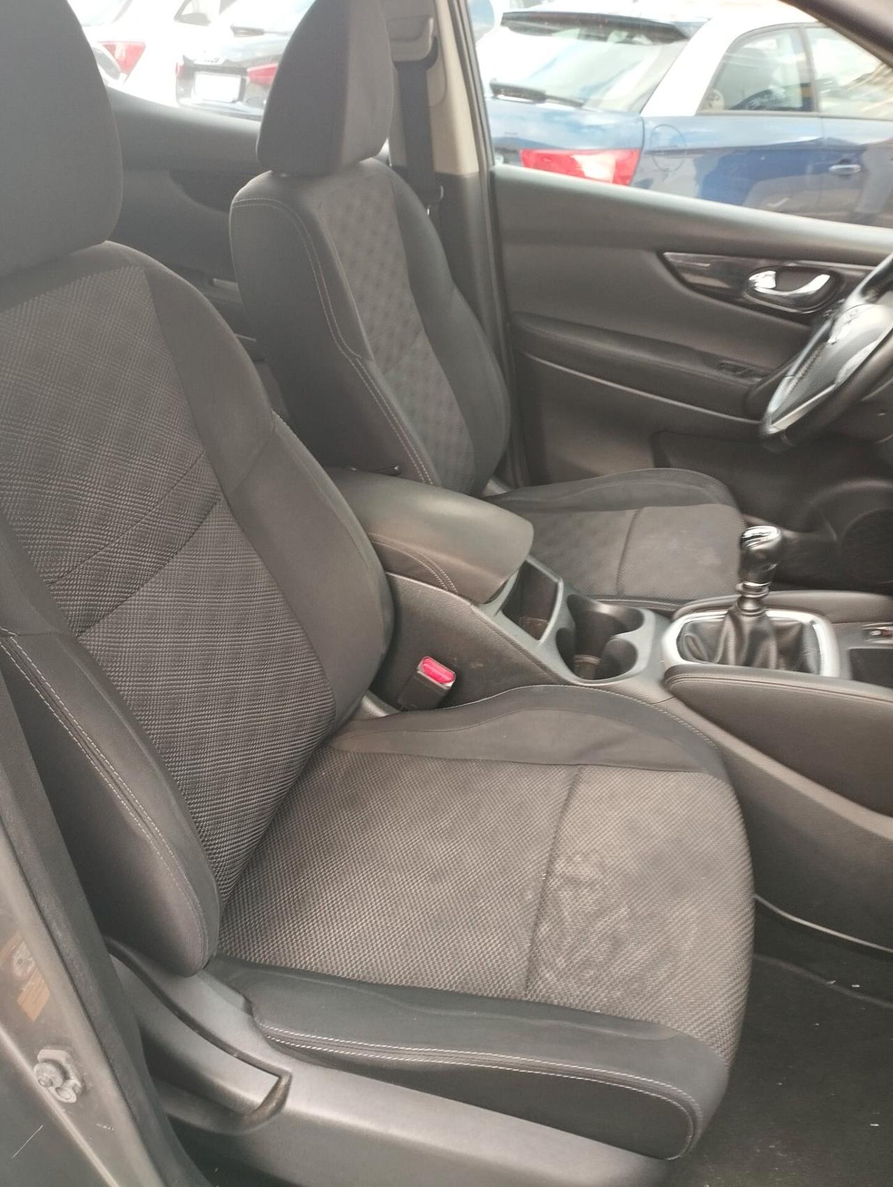 Nissan Qashqai 1.6 dCi DPF Tekna