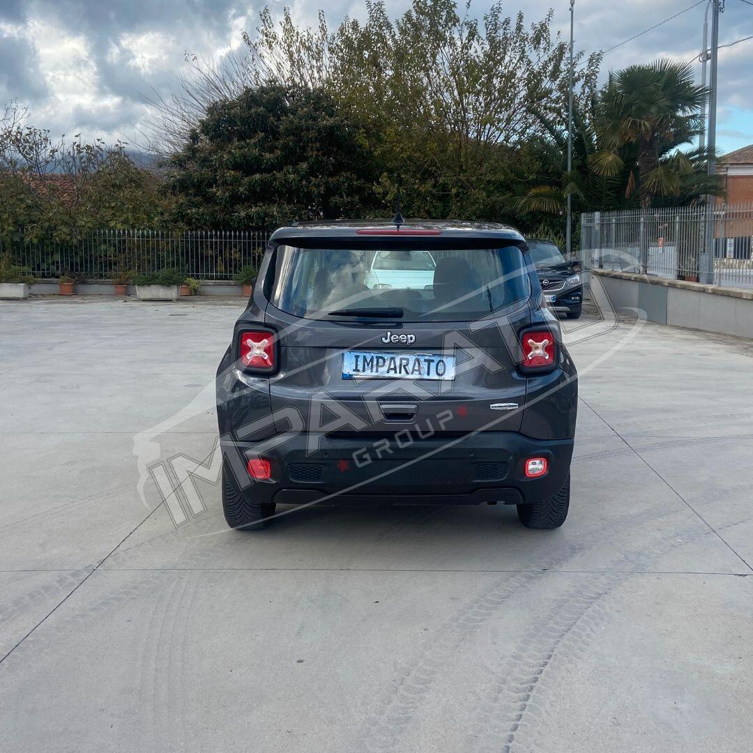 Jeep Renegade 1.3 T4 DDCT Business