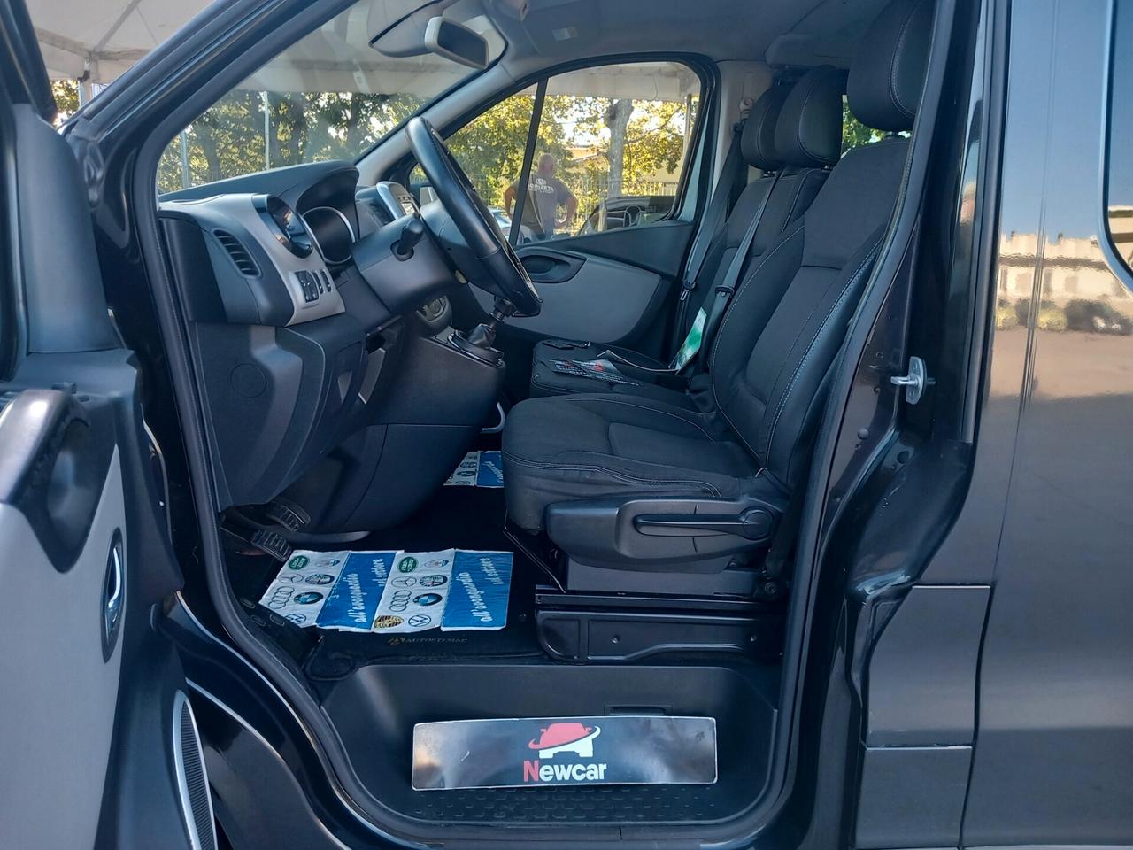 Renault Trafic 1.6 dCi 125CV S&S Intens 9 posti MOTORE SOSTITUITO CON KM 156000