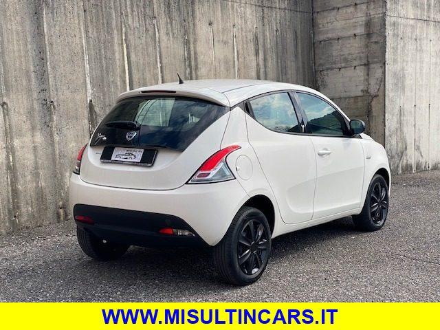LANCIA Ypsilon 0.9 TwinAir 85 CV 5 porte Metano Ecochic Elefantin