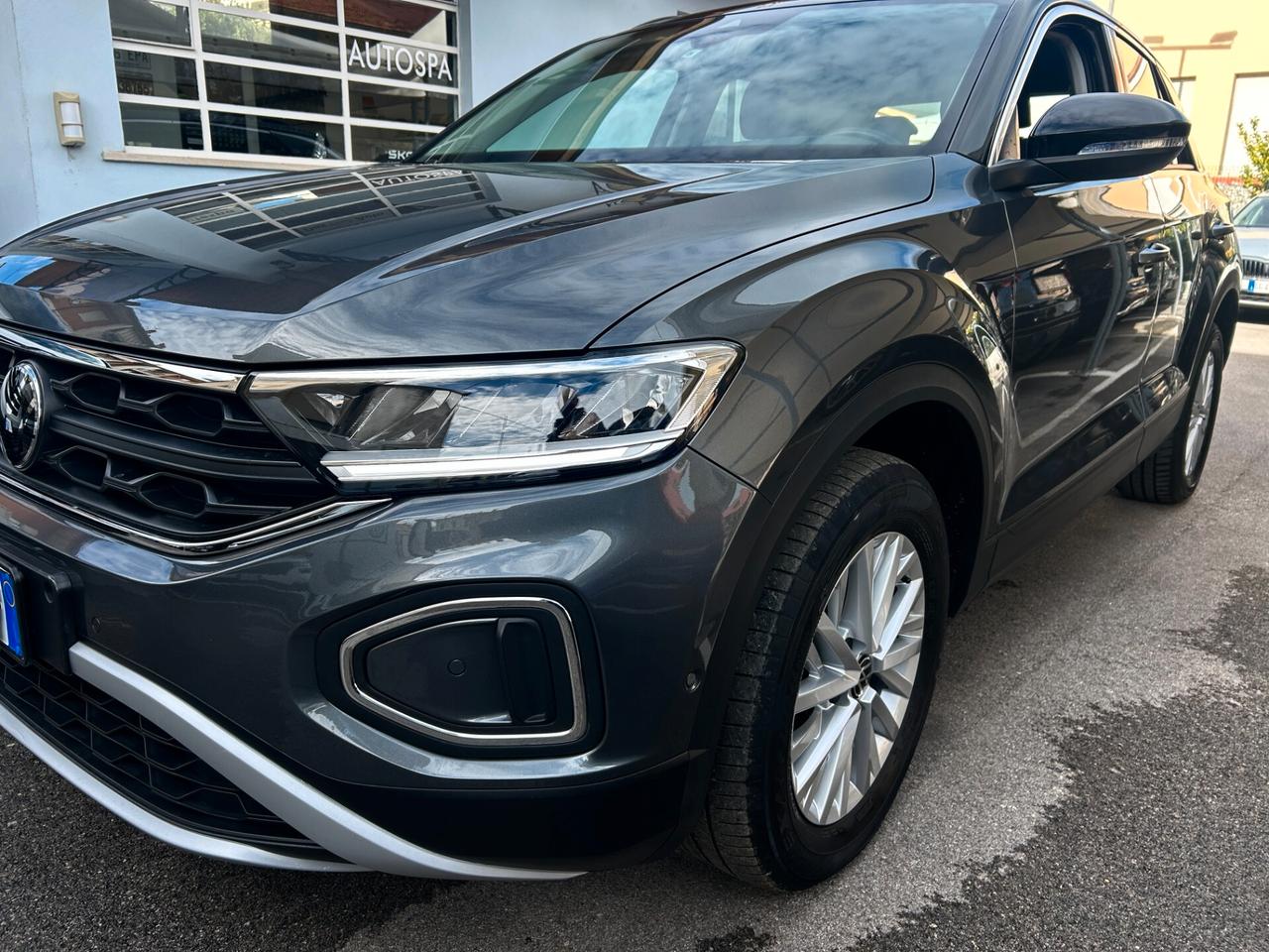 Volkswagen T-Roc 1.0 TSI Life 2023