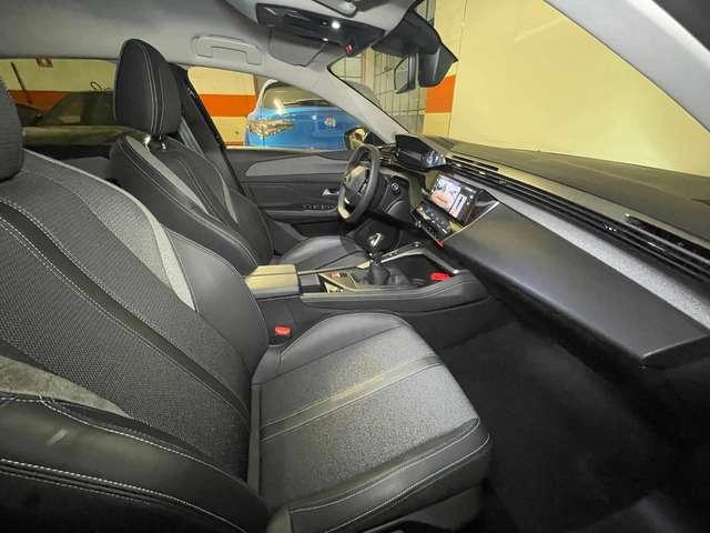 Peugeot 308 1.2 130cv Allure + Key Less + Navi + Camera
