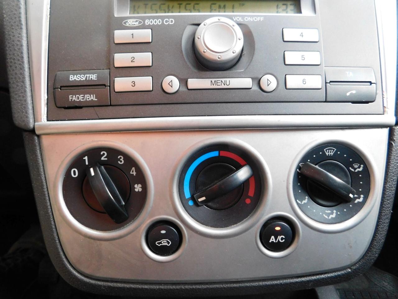 FIESTA 1.4 TDCi 50Kw 5porte Titanium
