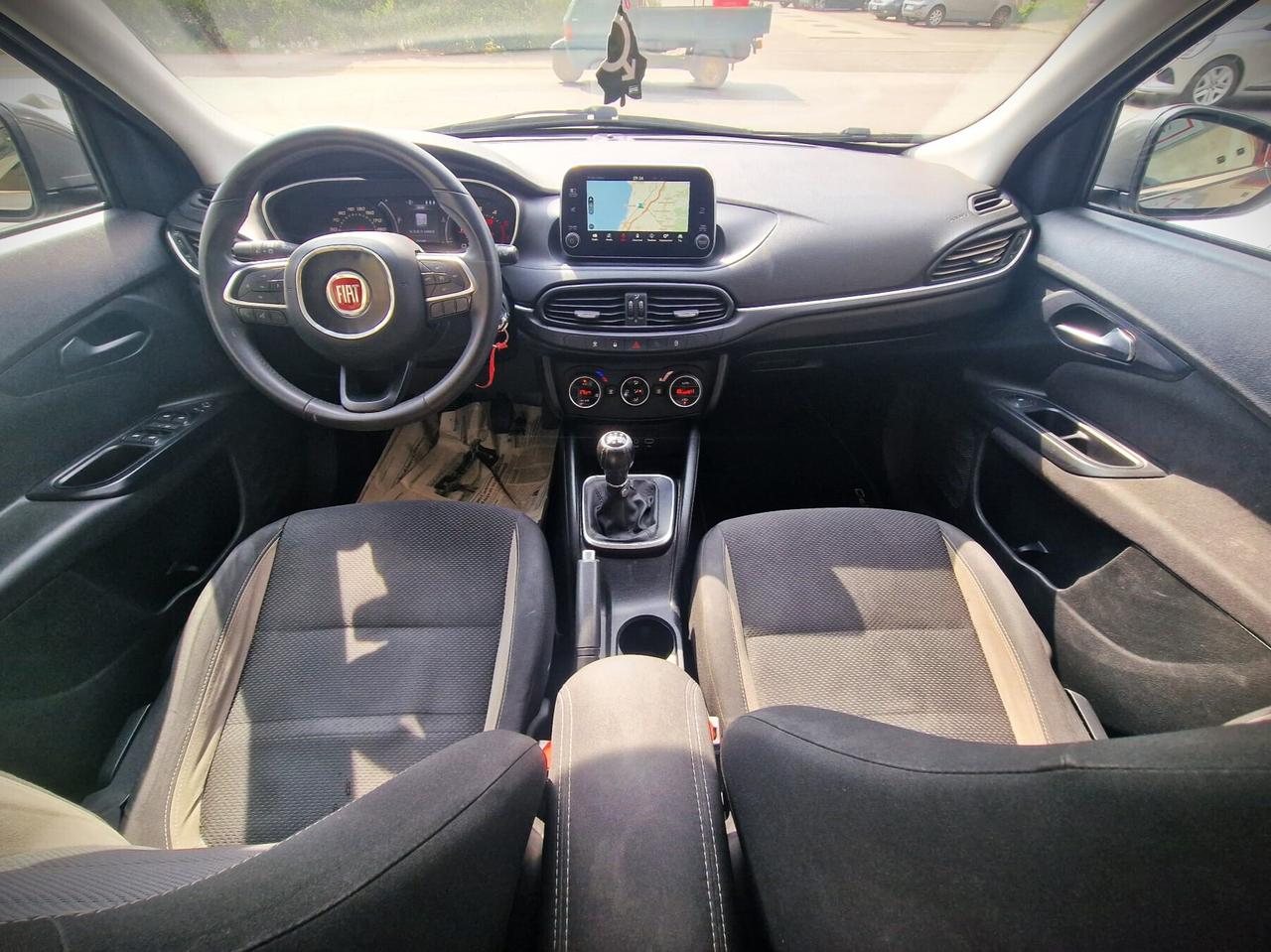 Fiat TIPO 1.3 M-jet LOUNGE 5p – 2016