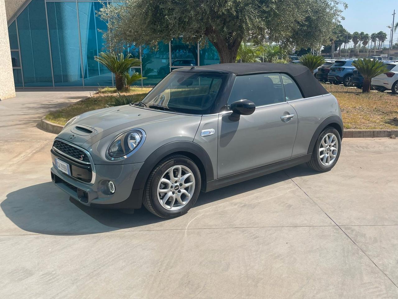 Mini Cooper S Cabrio 2.0