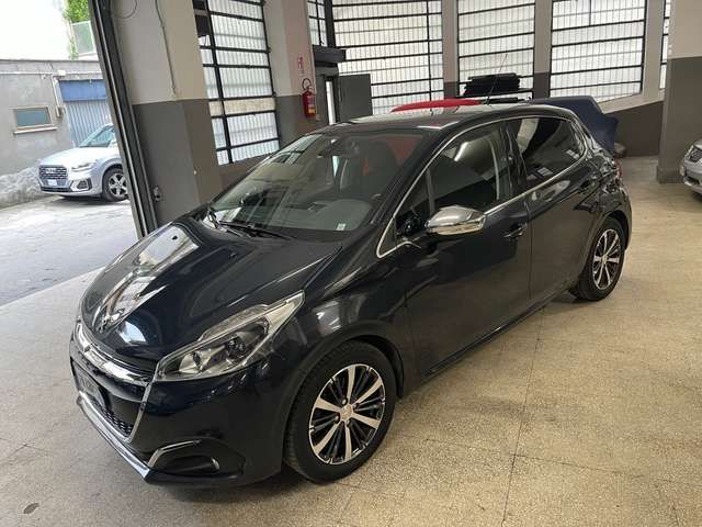 Peugeot 208 1.2 Gpl * Allure * Navigatore *