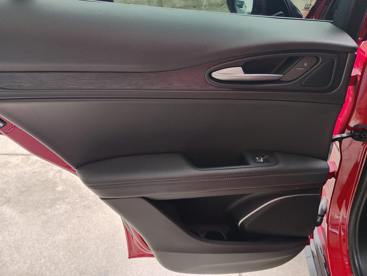 Alfa Romeo Stelvio 2.2 Turbodiesel 160 CV AT8 RWD Super