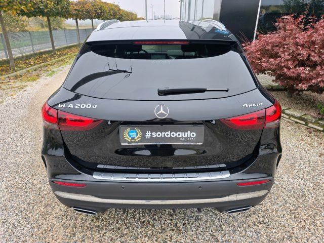 MERCEDES-BENZ GLA 200 d Automatic 4Matic Premium