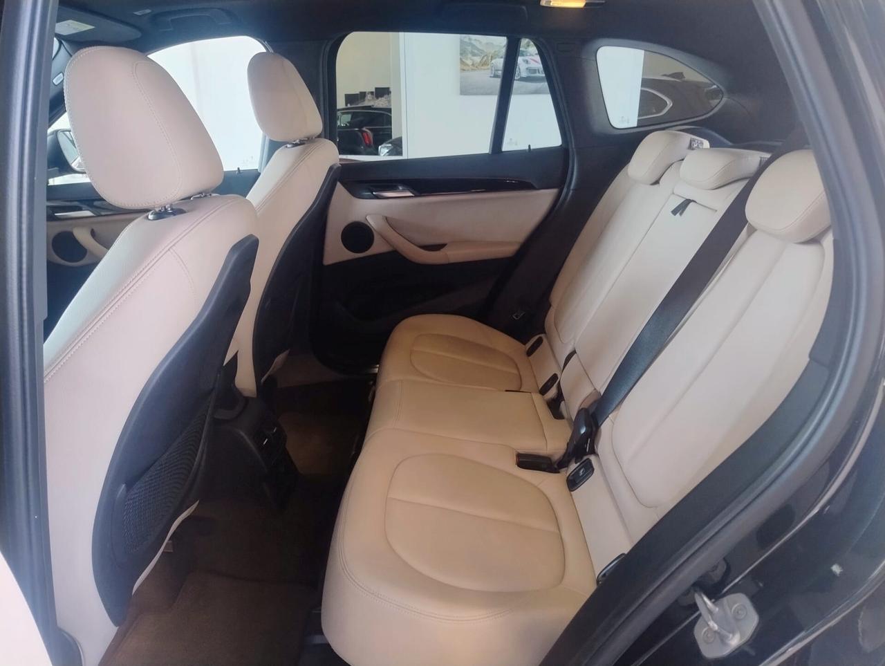 Bmw X1 sDrive18d xLine