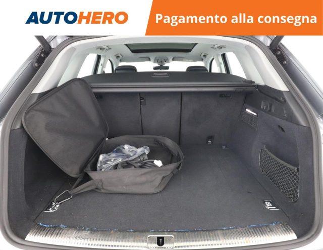 AUDI Q5 55 TFSI e quattro S tronic Business