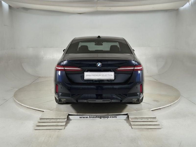 BMW Serie 5 G60 Berlina 520d 48V xdrive MSport Pro auto