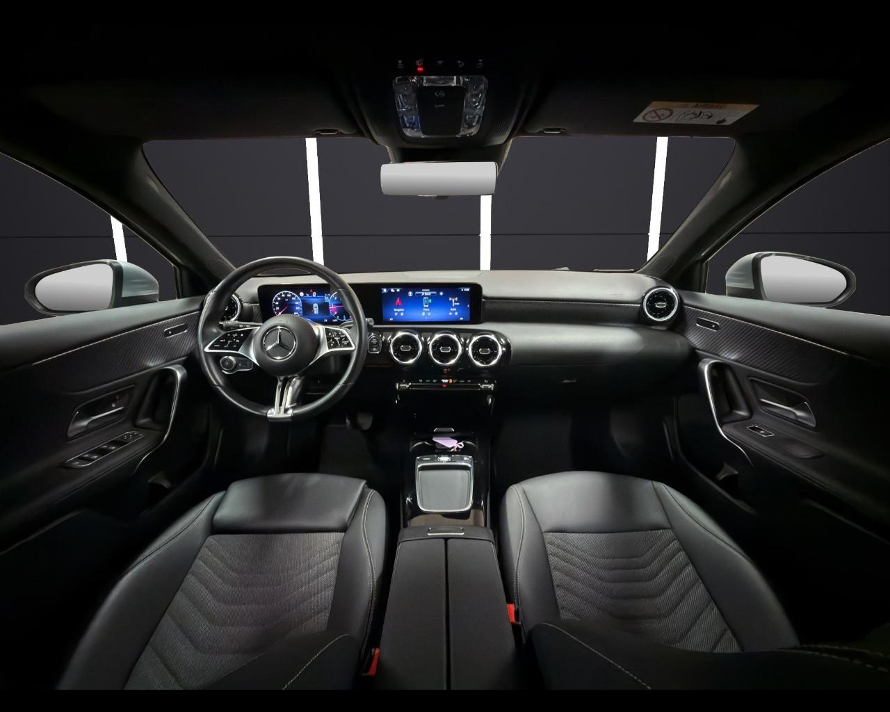 Mercedes-Benz A 180D Automatic Advanced