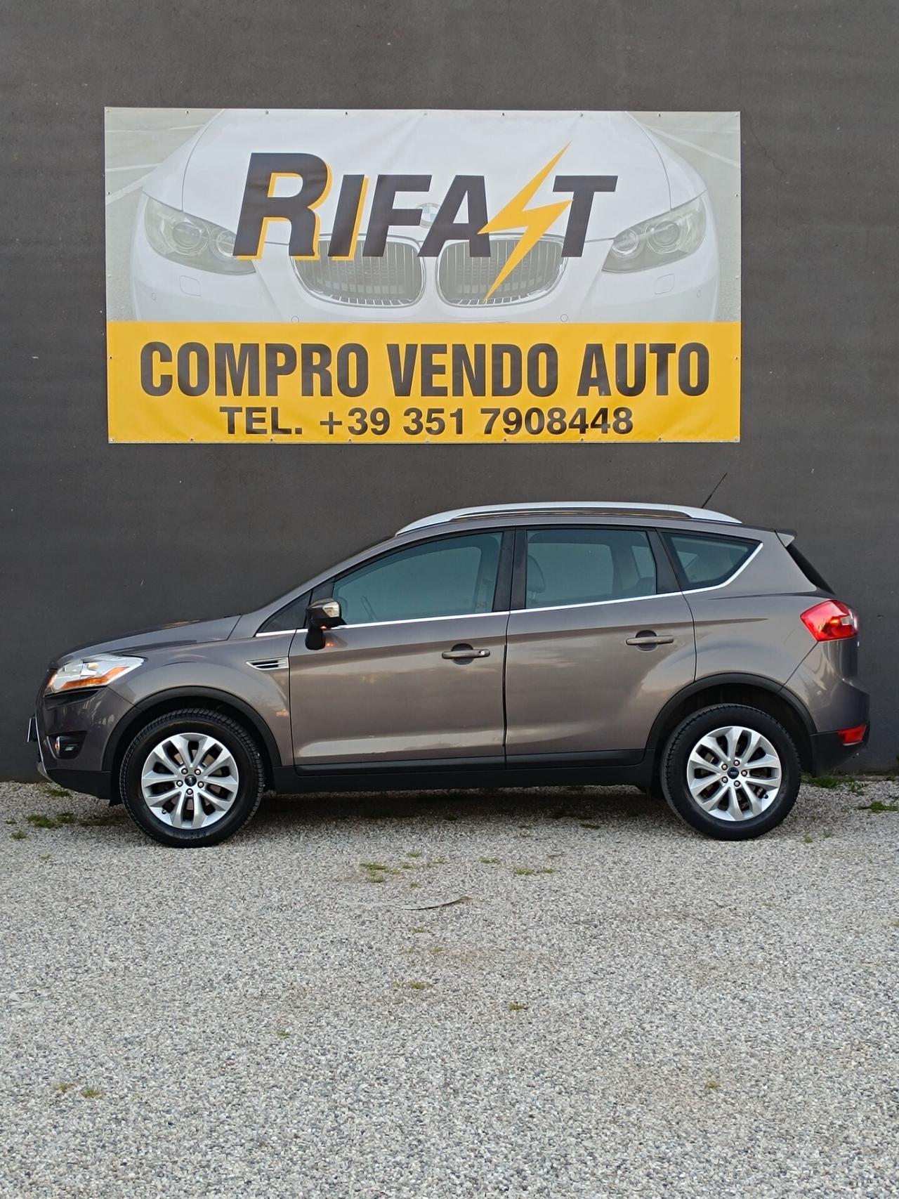 Ford Kuga 2.0 TDCI 4x4 Powershift Titanium