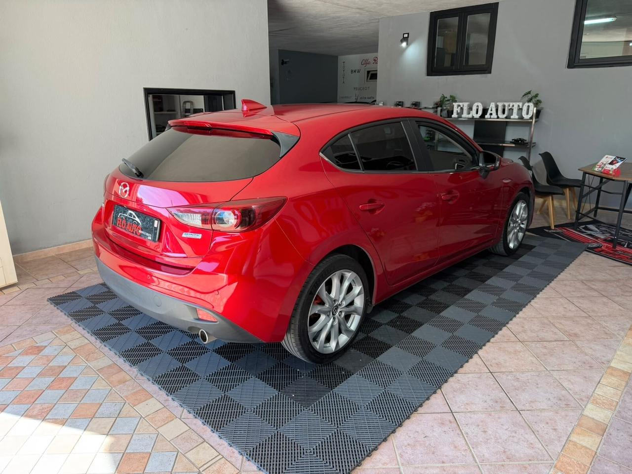 Mazda 3 - 1.5 Diesel 105cv FULL OPTIONAL