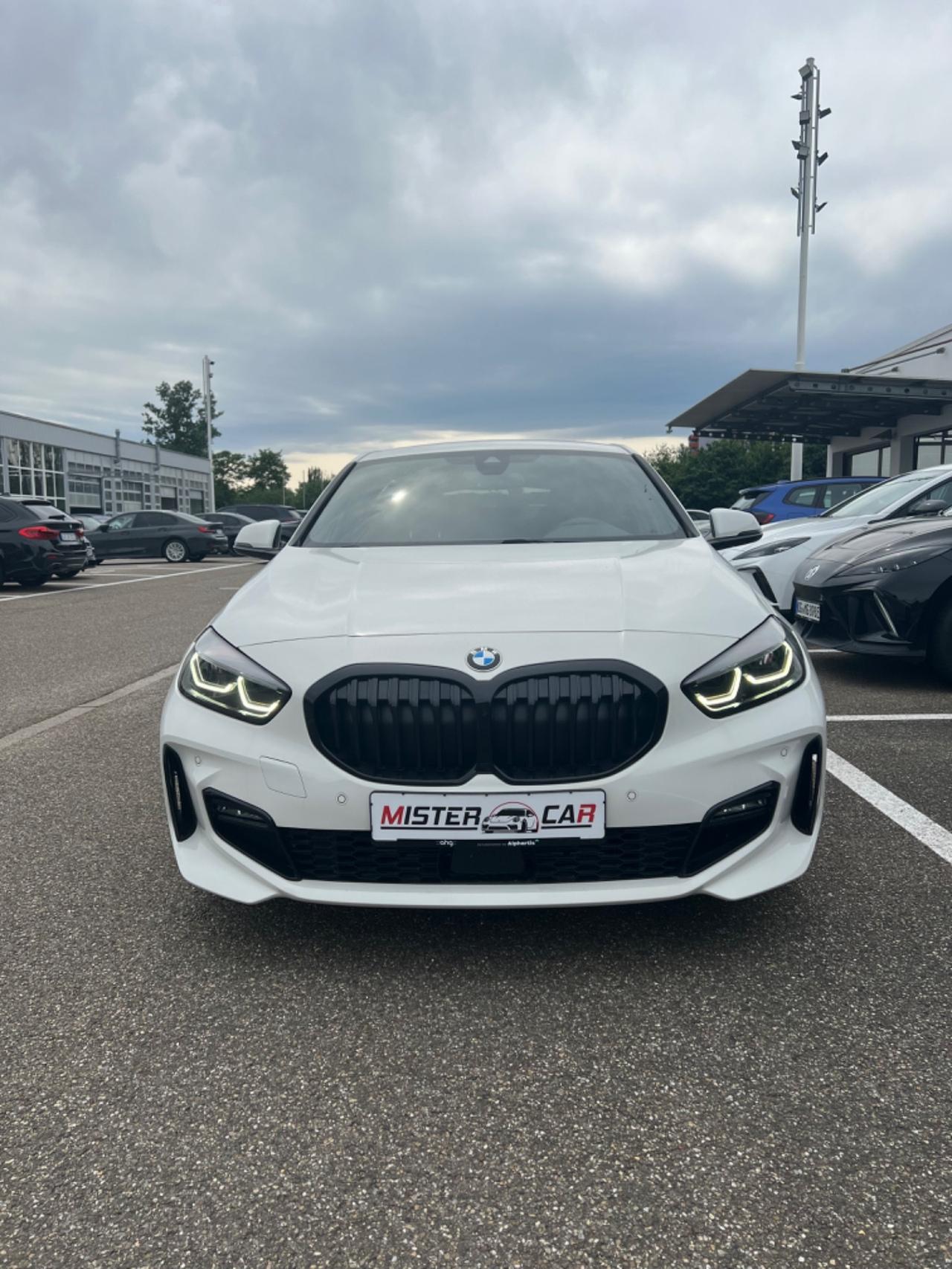 Bmw 118 118i 5p. Msport