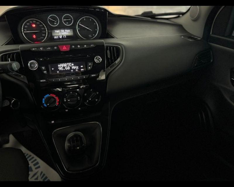Lancia Ypsilon 3ª serie 1.3 MJT 16V 95 CV 5 porte S&S Silver