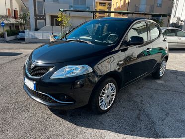 Lancia Ypsilon 1.2 69 CV 20837 Km neopatentati