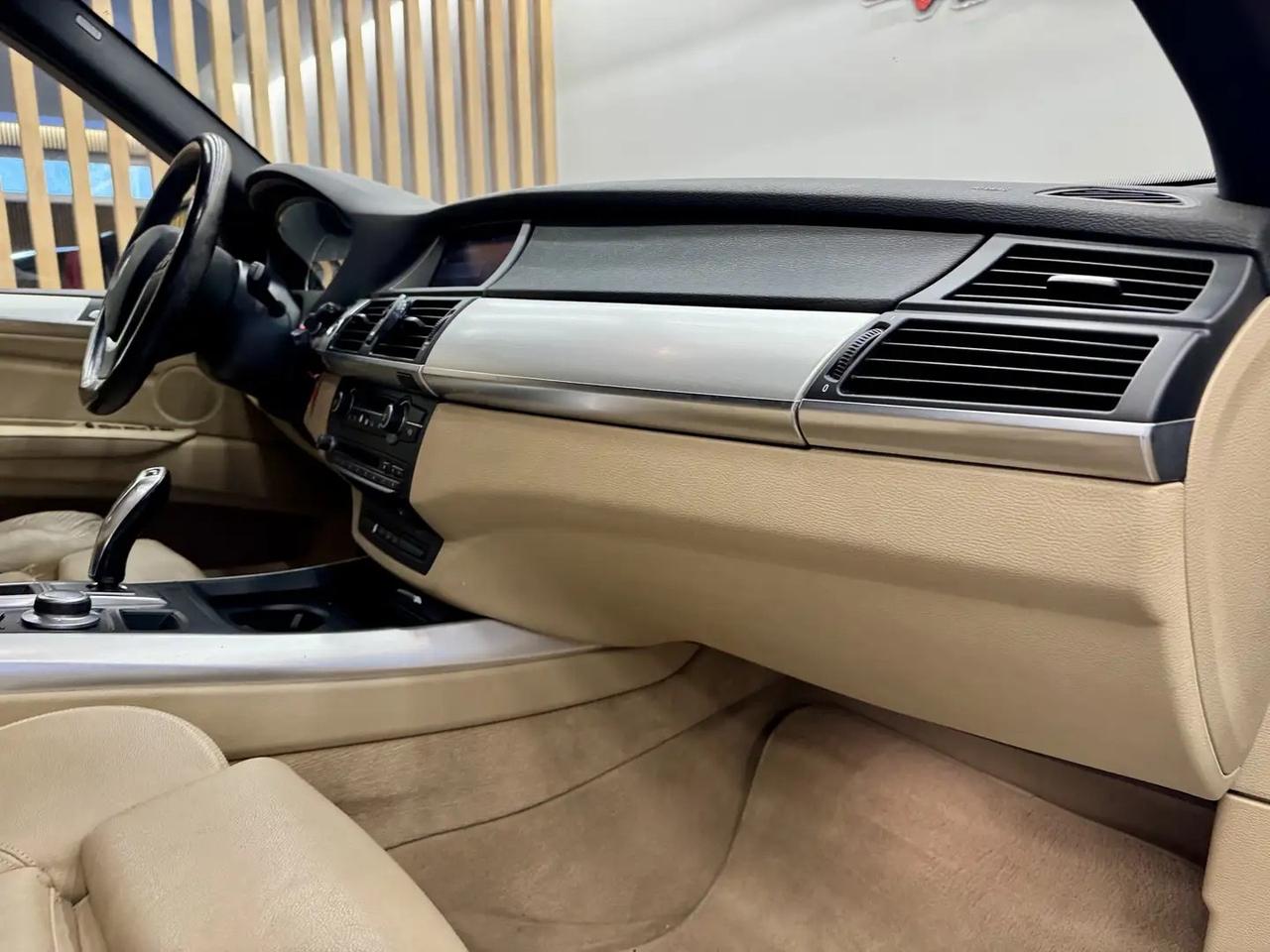 Bmw X5 3.0 D Xdrive PACKAGE MSPORT FULLOPTIONALS PERMUTE