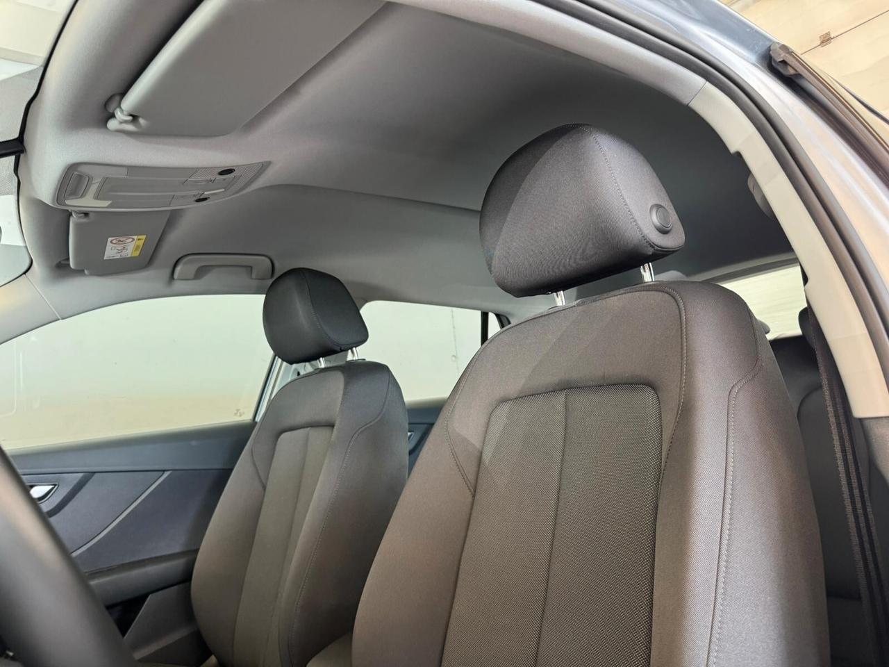 Audi Q2 30 TFSI Business